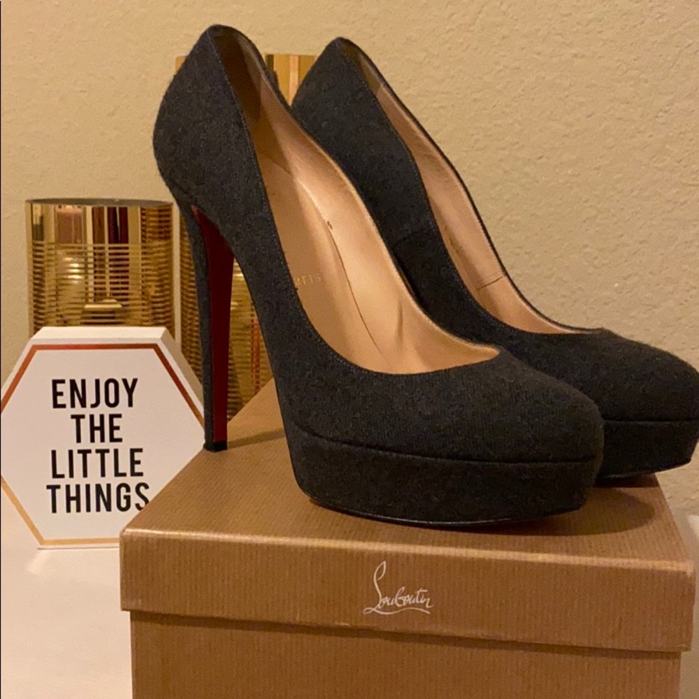 Christian Louboutin Grey Fabric Pump